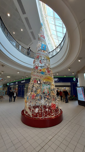 Centre Court Shopping Centre - London