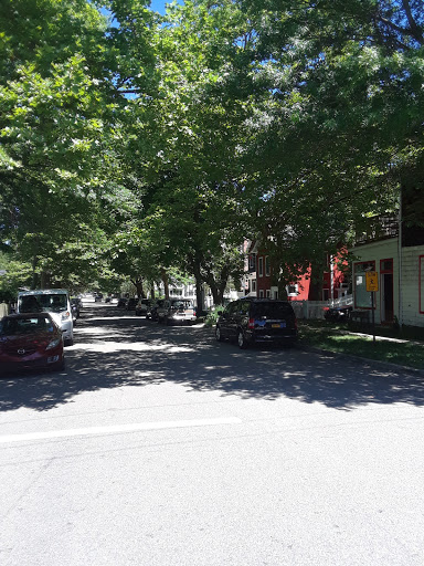 Liquor Store «J B Liquor Store», reviews and photos, 122 South St, Greenport, NY 11944, USA