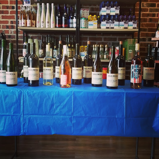 Wine Store «Red Gamay Wines & Liquors», reviews and photos, 45 Merrick Rd, Amityville, NY 11701, USA