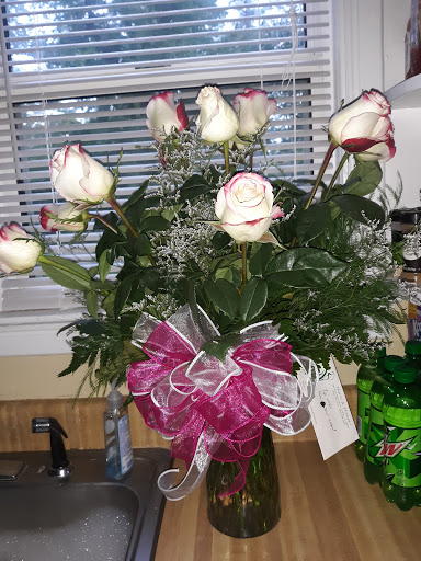 Florist «Harts and Flowers», reviews and photos, 583 W Main St, Dothan, AL 36301, USA