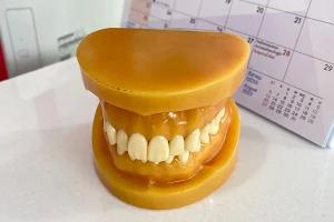 MOS Dental Clinic - Bearing image