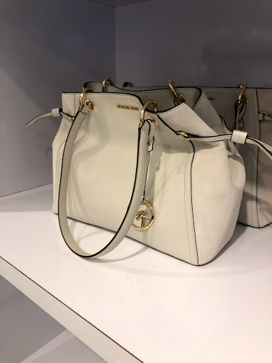 Fashion Accessories Store «Michael Kors», reviews and photos, 20-A Killingworth Turnpike #430, Clinton, CT 06413, USA