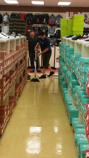 Shopping Mall «Las Vegas South Premium Outlets», reviews and photos, 7400 S Las Vegas Blvd, Las Vegas, NV 89123, USA