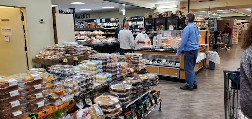 Grocery Store «Super Foodtown of Caldwell», reviews and photos, 370 Bloomfield Ave, Caldwell, NJ 07006, USA