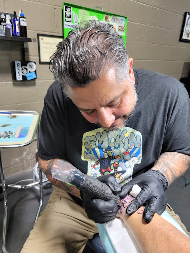 Tattoo Shop «Blackbird Tattoo», reviews and photos, 721 E San Bernardino Rd, Covina, CA 91723, USA