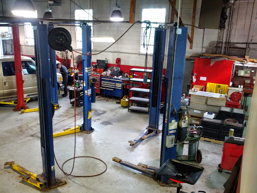 Auto Repair Shop «Convenience Auto Service Liberty St», reviews and photos, 2280 W Liberty St, Ann Arbor, MI 48103, USA