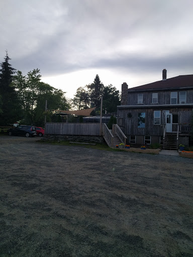 Hotel «The Arnold House», reviews and photos, 839 Shandelee Rd, Livingston Manor, NY 12758, USA