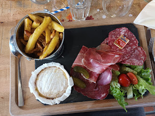 Photo n°14 de La petite Ferme Laon à Laon ()