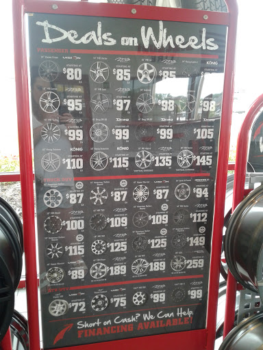 Tire Shop «Discount Tire Store - West Chester, OH», reviews and photos, 7683 Kingland Dr, West Chester Township, OH 45069, USA