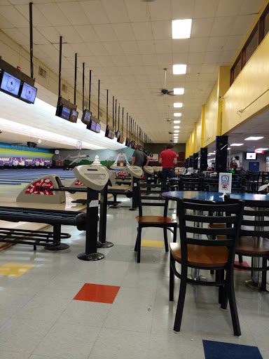 Bowling Alley «St. Clair Bowl», reviews and photos, 5950 Old Collinsville Rd, Fairview Heights, IL 62208, USA