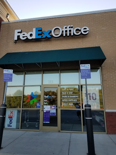 Print Shop «FedEx Office Print & Ship Center», reviews and photos, 5870 Samet Dr #111, High Point, NC 27265, USA