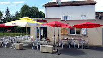 Atmosphère du Restaurant La Station à Sugères - n°1