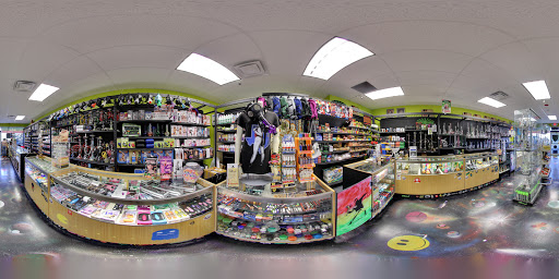 Tobacco Shop «Ilyas Vapor Smoke shop», reviews and photos, 1418 N Semoran Blvd #124, Orlando, FL 32807, USA