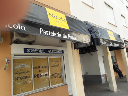 Pastelaria da Ponta no Carnaxide, Lisboa