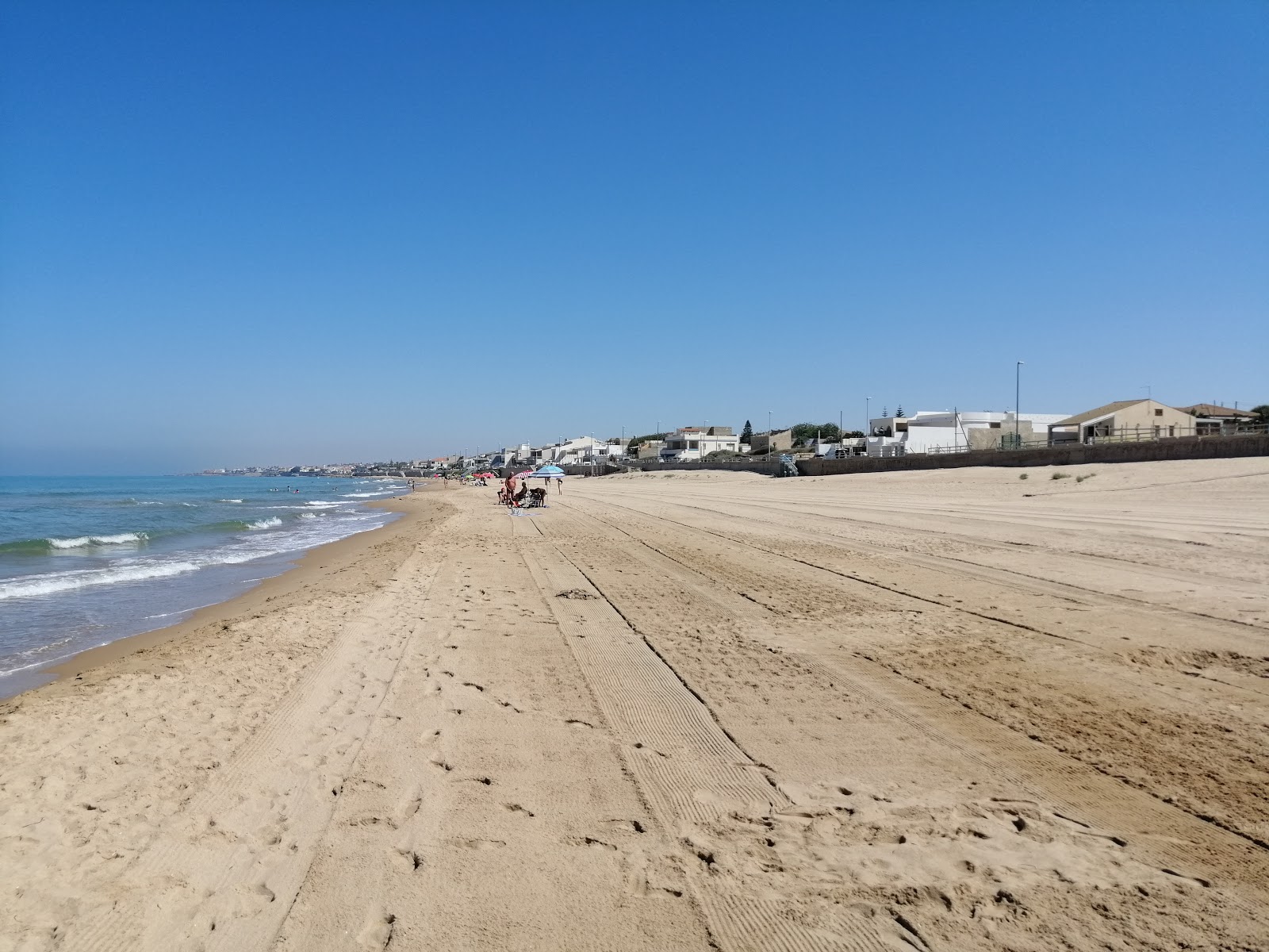 Spiaggia La Lanterna'in fotoğrafı ve yerleşim