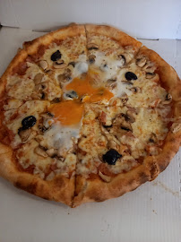 Plats et boissons du Pizzas à emporter Atlas Pizza à Prévessin-Moëns - n°7