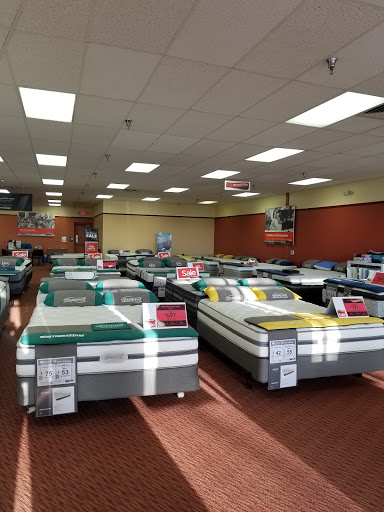 Mattress Store «Mattress Firm Elizabethtown», reviews and photos, 1607 S Market St, Elizabethtown, PA 17022, USA