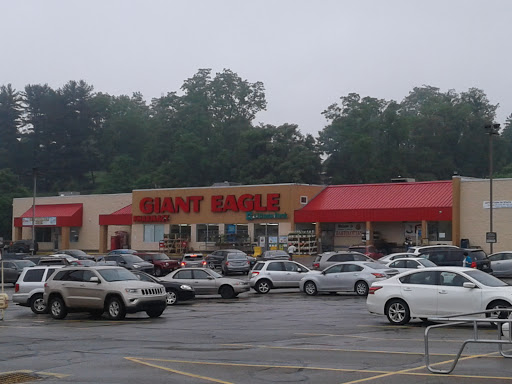 Supermarket «Giant Eagle Supermarket», reviews and photos, 1300 Country Club Rd, Monongahela, PA 15063, USA