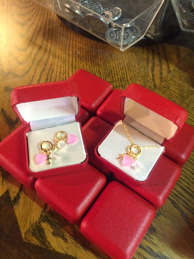 Gift Shop «Seedlings Gifts & Books», reviews and photos, 521 W 78th St, Chanhassen, MN 55317, USA