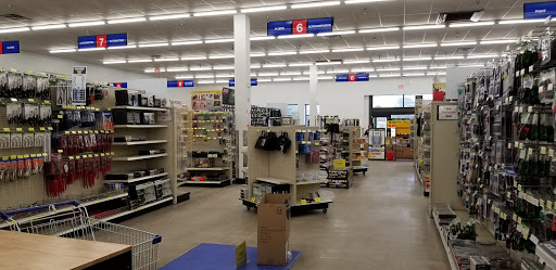 Hardware Store «Harbor Freight Tools», reviews and photos, 323 E Merritt Island Causeway, Merritt Island, FL 32952, USA