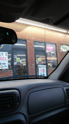 Liquor Store «Lotus Liquor Store», reviews and photos, 3970 Jimmy Lee Smith Pkwy, Hiram, GA 30141, USA