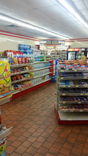 Convenience Store «7-Eleven», reviews and photos, 2800 Chautauqua Ave, Norman, OK 73072, USA