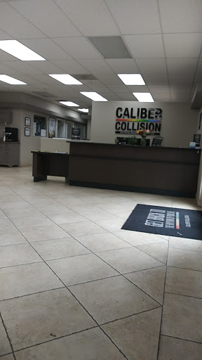 Auto Body Shop «Caliber Collision», reviews and photos, 2542 N Towne Ave, Pomona, CA 91767, USA