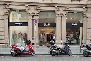 BOSS Store Napoli image