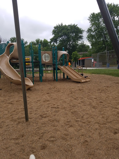 Park «Sheridan Park», reviews and photos, 4000 Hull Ave, Des Moines, IA 50317, USA