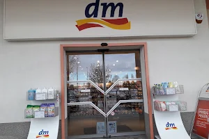 dm-drogerie markt Kft. image