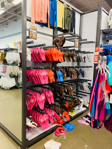 Clothing Store «Old Navy», reviews and photos, 3020 Brandywine Pkwy, Wilmington, DE 19803, USA