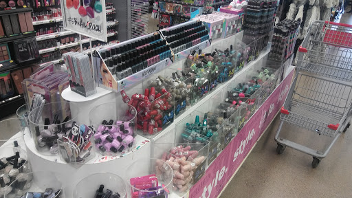 Variety Store «Five Below», reviews and photos, 14215 Hall Rd, Shelby Charter Township, MI 48315, USA