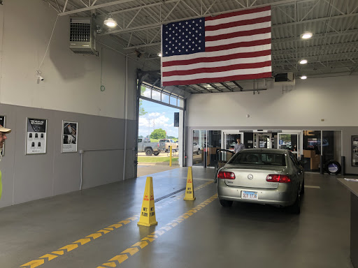 Car Dealer «Worden-Martin Buick GMC», reviews and photos, 1404 N Dunlap St, Savoy, IL 61874, USA