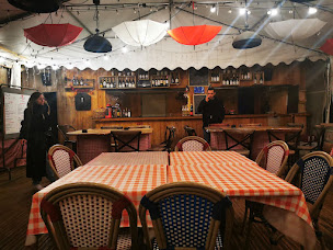 Photo n°44 de La Guinguette du pont rouge à Aix-les-Bains ()