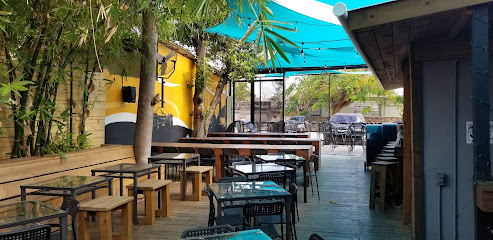19 Barrios Pizza Ponce - corner, 2638 Calle Aurora, Calle Mayor, 00730, Puerto Rico