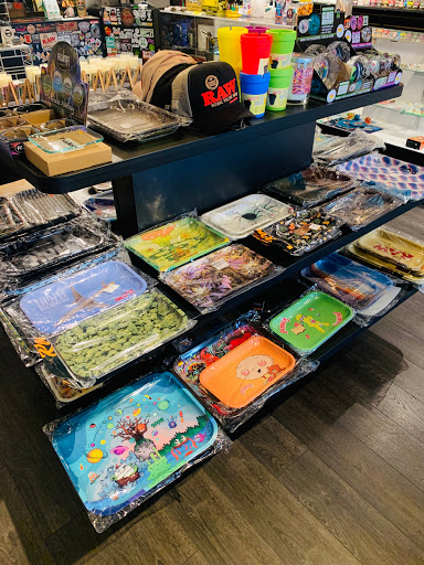 Tobacco Shop «Kush Cloud Smoke Shop», reviews and photos, 2118 W Busch Blvd, Tampa, FL 33612, USA