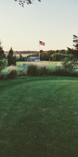 Golf Course «Jamestown Golf Course», reviews and photos, 245 Conanicus Ave, Jamestown, RI 02835, USA