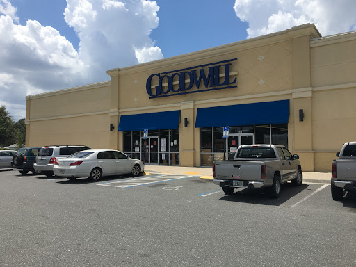 Thrift Store «Goodwill Thrift Store - Lenox Pointe», reviews and photos