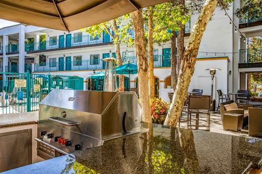 Quality Suites Downtown San Luis Obispo image