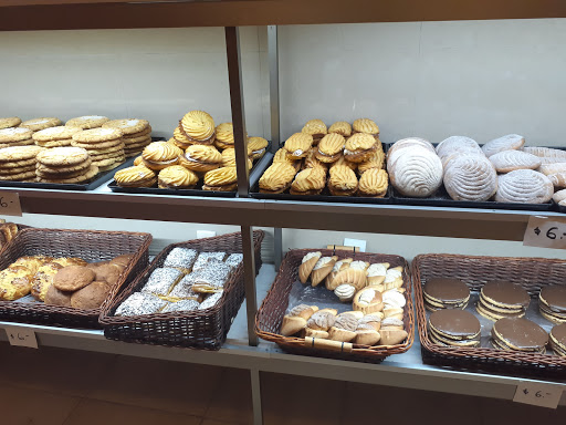 Panadería y Pastelería La Chimalli
