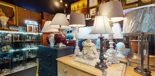 Reviews of The Chapel Art Antiques & Collectables in Brighton - Furniture store