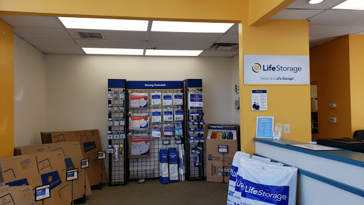Self-Storage Facility «Life Storage», reviews and photos, 268 Gatzmer Ave, Jamesburg, NJ 08831, USA