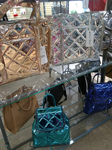 Shoe Store «Reyers Shoe Store», reviews and photos, 40 S Water Ave, Sharon, PA 16146, USA