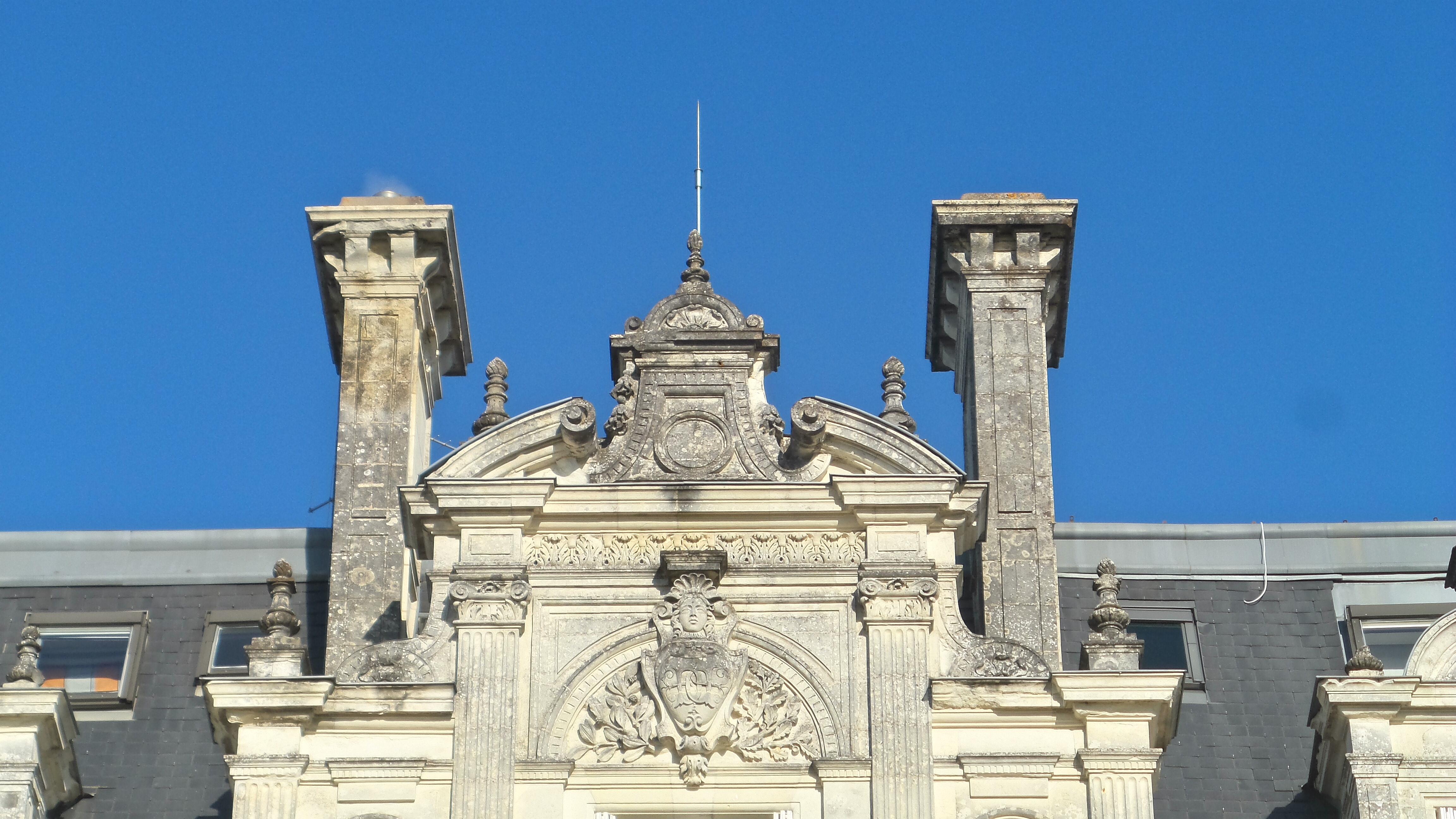 Photo n° 4 de l'avis de T... fait le 17/01/2017 à 01:45