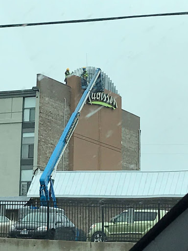 Painter «Schoenfelder Painting», reviews and photos, 6022 Blue Cir Dr #100, Hopkins, MN 55343, USA