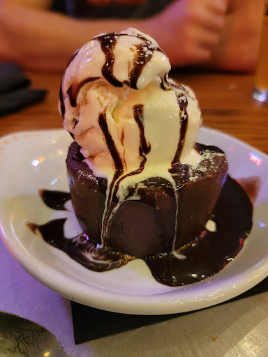 Pizza Restaurant «Cadillac Pizza Pub», reviews and photos, 112 S Kentucky St, McKinney, TX 75069, USA