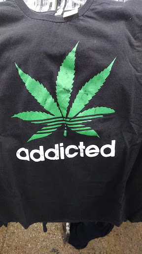 Thrift Store «American Way Thrift Store», reviews and photos, 3226 W Magnolia Blvd, Burbank, CA 91505, USA