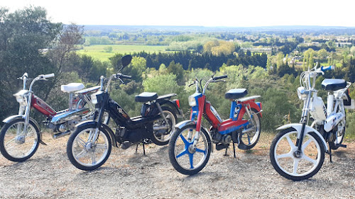 attractions PASSION MOB - Location Mobylettes Sud (Peugeot 103, Mbk 51, Yamaha Chappy) Lamanon