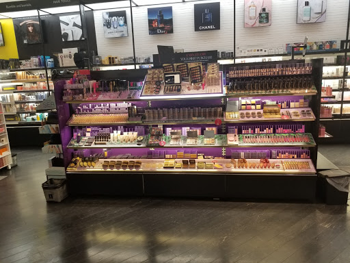 Cosmetics Store «SEPHORA», reviews and photos, Smith Haven Mall Smith Haven Mall, Lake Grove, NY 11755, USA
