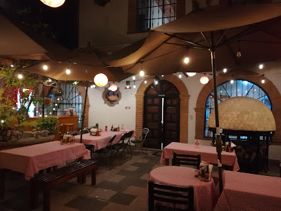 Trattoria Rosso - J G Ledezma 9, Centro Histórico, 42400 Huichapan, Hgo., Mexico